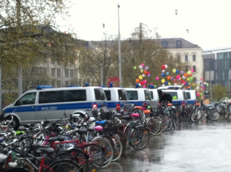 Ein ganz normaler Derbymorgen Ein ganz normaler Derbymorgen