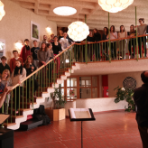 Probe des Oberstufenchores in der Halle (Foto: Nele Tröger)