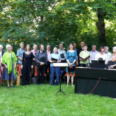 Beim Gottesdienst im Grünen - Gedenken an die alte Steglitzer Dorfkirche
