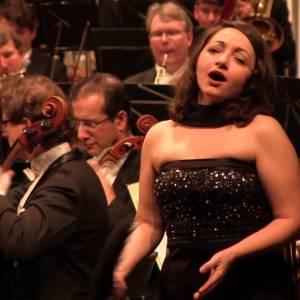 Opera singer Miriam Sabba on stage as a soloist