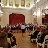Unsere russchischen Gastgeber: Jugendchor Maladjoshnyj (Leitung Nina Masik)