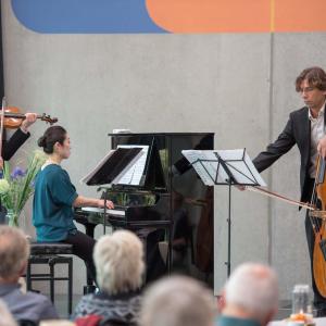 Piano Trio light classic Sergei Bolotny violin Svenn Otte duoble bass Keiko Sakuma piano