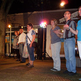 Es geht durch das Tor