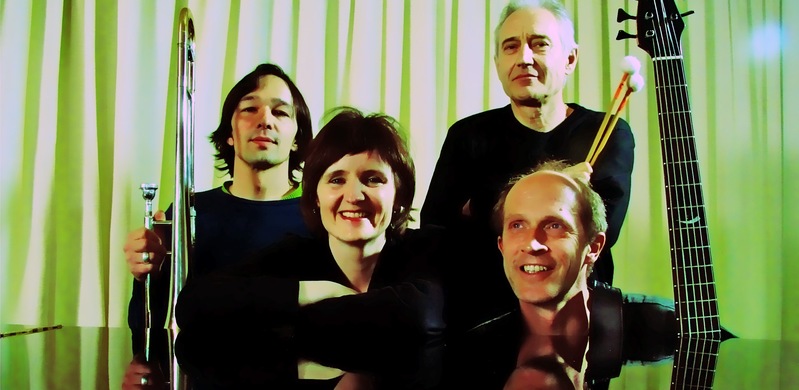Nick Gutersohn, Posaune, M.K., Marco Käppeli, Drums, Jan Schlegel, E-Bass