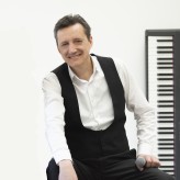 Christian Kirschstein, Pianist und Sänger