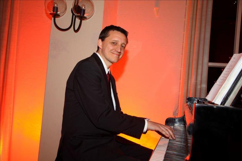 Kirschstein Barmusik Klavier Gesang