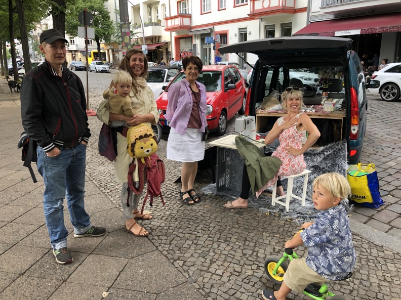 Die Strassen-Näherin ©CarolaSchaal