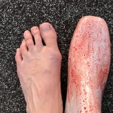 2025-07-18 (solange ich Menstruationsblut produziere, arbeite ich damit) Serie top Berlin 