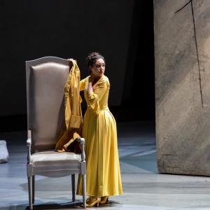 Als Servilia in W. A. Mozarts „La clemenza di Tito“ (Opéra national de Paris). Foto von Emilie Brouchon.
