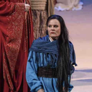 Liú in Turandot  (Anke Krabbe, Linda Watson, Günes Gürle), Inszenierung; H. H. Li