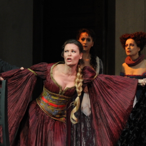 Lauretta in Lauretta in Gianni Schicchi (Markus Marquardt, Anke Krabbe, Katarzyna Kuncio, Lisa Griffith, Eric Margiore, Renée Morloc, Michail Milanov) Inszenierung: D. Hilsdorf