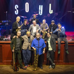 Dussex' Soultrain Ivo